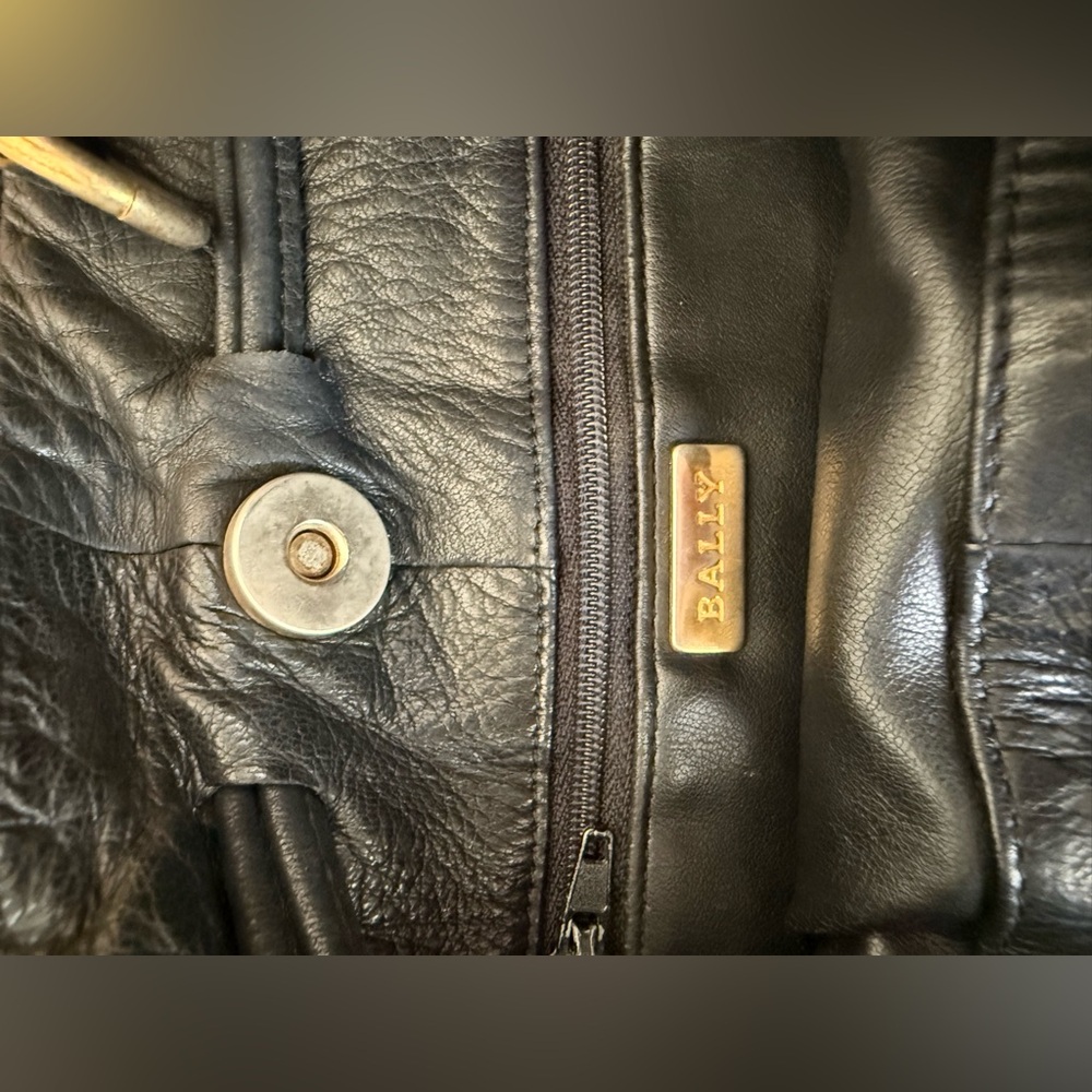 Vintage Bally Black Quilted Leather Shoulder Bag - Picture 5 of 15